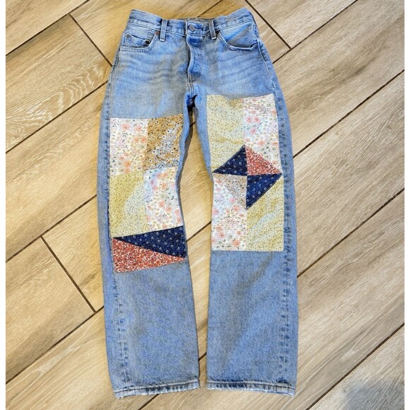 Levi’s 501 150th Anniversary Jeans Patchwork Tag Sz 25x30 Light Wash Straight - Picture 4 of 15